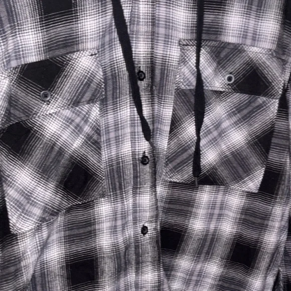 Men's Black and Gray Plaid Hooded Button Down Shirt. Size L - Picture 7 of 10